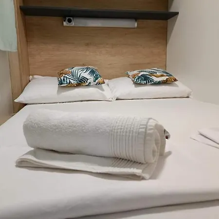 Сasa de vacaciones Sak Mobile - Two Bedroom Mobile With Terrace And Sea View Privlaka (Zadar)