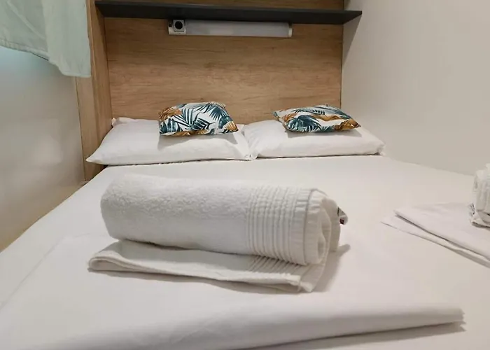 Hébergement de vacances Sak Mobile - Two Bedroom Mobile With Terrace And Sea View Privlaka (Zadar)